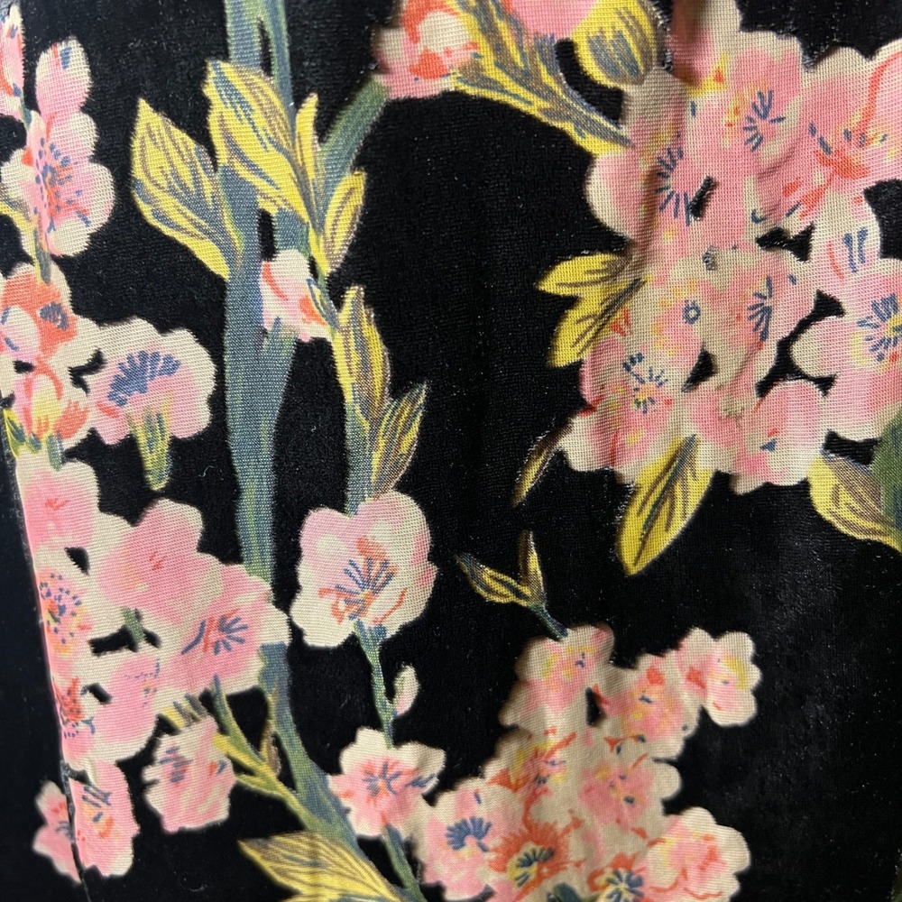 Aakaa Floral Velvet Mini Dress in Black Pink Cherry Blossom, Women's Size Medium - Picture 3 of 11